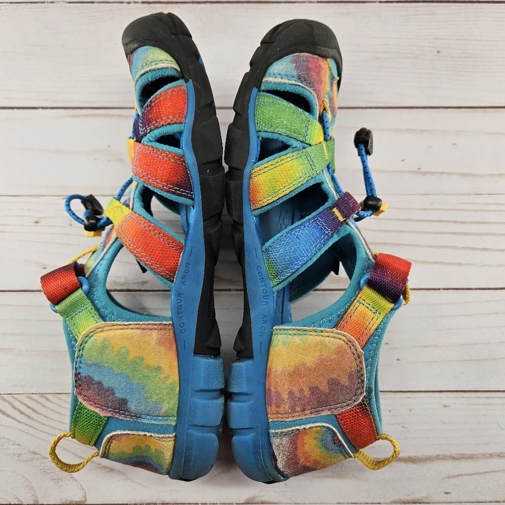 Keen‎ Big Kids Seacamp II CNX Vivid Blue Tie Dye Rainbow Size 4 Shoes 1025152